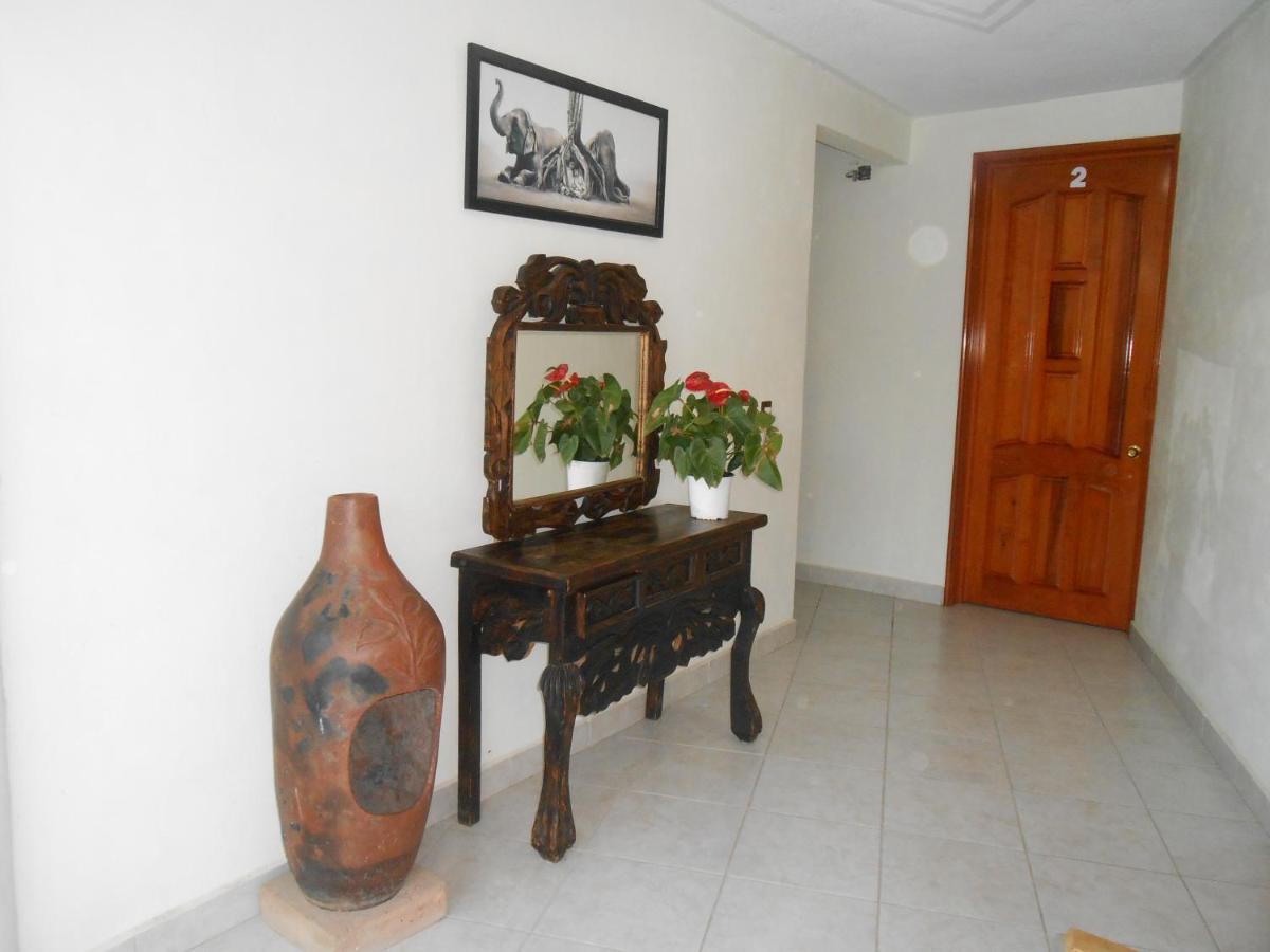Hotel Posada Don Vasco イスミキルパン エクステリア 写真